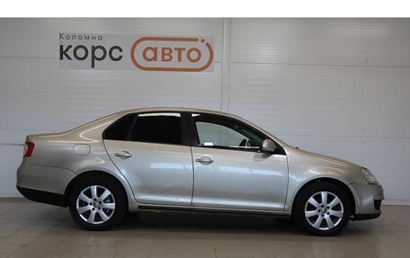 Volkswagen Jetta VI, 2006 год, 439 000 рублей, 4 фотография