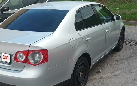 Volkswagen Jetta VI, 2010 год, 650 000 рублей, 4 фотография