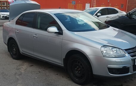 Volkswagen Jetta VI, 2010 год, 650 000 рублей, 6 фотография