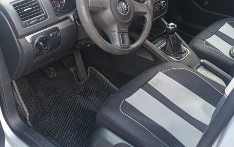 Volkswagen Jetta VI, 2010 год, 650 000 рублей, 7 фотография