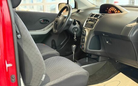 Toyota Yaris III рестайлинг, 2009 год, 645 000 рублей, 7 фотография