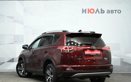 Toyota RAV4, 2018 год, 3 000 000 рублей, 6 фотография