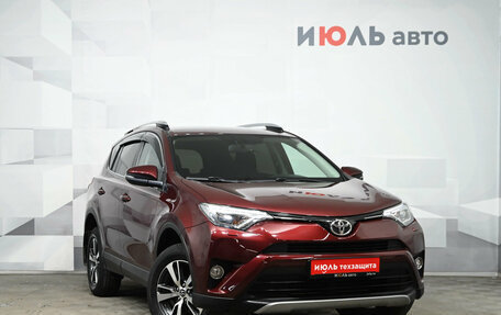 Toyota RAV4, 2018 год, 3 000 000 рублей, 3 фотография