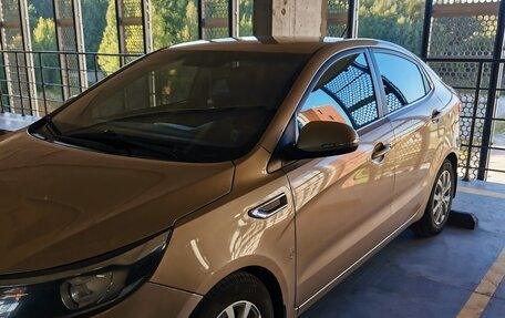 KIA Rio III рестайлинг, 2015 год, 800 000 рублей, 3 фотография