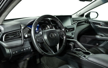 Toyota Camry, 2021 год, 2 960 000 рублей, 11 фотография