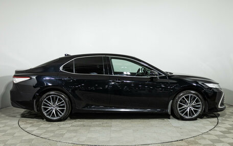 Toyota Camry, 2021 год, 2 960 000 рублей, 4 фотография