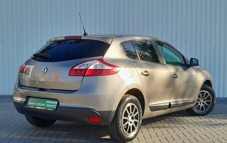 Renault Megane III, 2013 год, 899 000 рублей, 4 фотография
