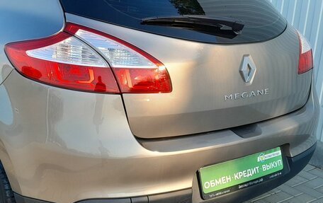 Renault Megane III, 2013 год, 899 000 рублей, 10 фотография