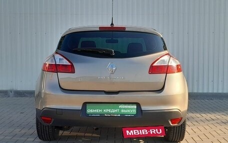 Renault Megane III, 2013 год, 899 000 рублей, 8 фотография