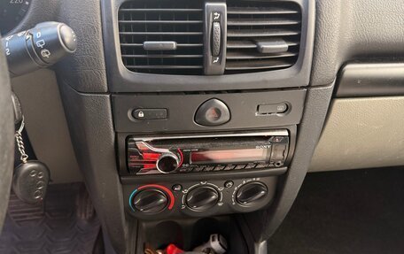Renault Clio III, 2004 год, 240 000 рублей, 15 фотография