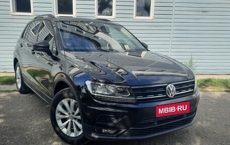 Volkswagen Tiguan II, 2019 год, 2 380 000 рублей, 1 фотография
