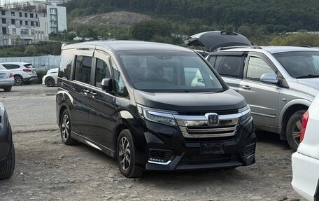 Honda Stepwgn IV, 2020 год, 2 150 000 рублей, 1 фотография