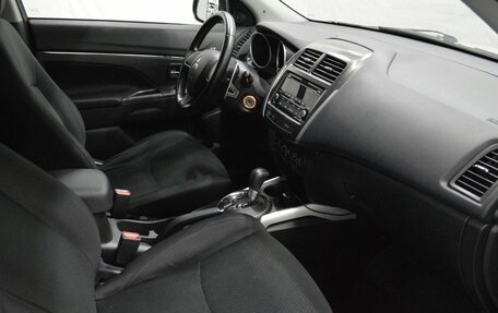 Mitsubishi ASX I рестайлинг, 2013 год, 953 000 рублей, 11 фотография