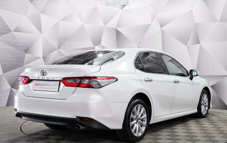 Toyota Camry, 2019 год, 3 099 000 рублей, 3 фотография