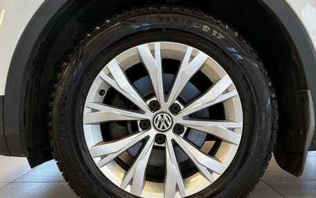 Volkswagen Tiguan II, 2020 год, 2 099 000 рублей, 5 фотография