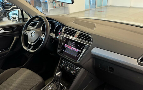 Volkswagen Tiguan II, 2020 год, 2 099 000 рублей, 9 фотография