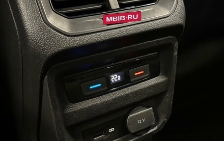 Volkswagen Tiguan II, 2020 год, 2 099 000 рублей, 11 фотография