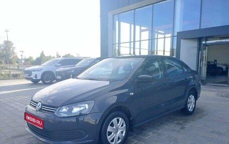 Volkswagen Polo VI (EU Market), 2013 год, 840 000 рублей, 1 фотография