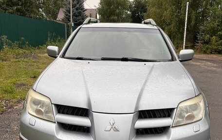 Mitsubishi Outlander III рестайлинг 3, 2006 год, 710 000 рублей, 2 фотография