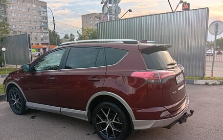 Toyota RAV4, 2017 год, 1 700 000 рублей, 4 фотография