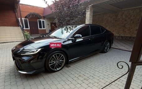 Toyota Camry, 2024 год, 3 400 000 рублей, 2 фотография