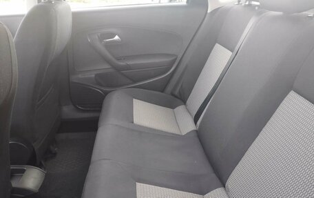 Volkswagen Polo VI (EU Market), 2013 год, 840 000 рублей, 11 фотография