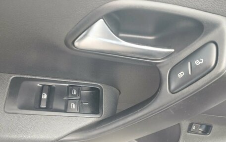 Volkswagen Polo VI (EU Market), 2013 год, 840 000 рублей, 18 фотография