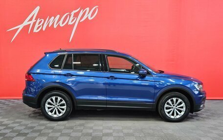 Volkswagen Tiguan II, 2019 год, 2 125 000 рублей, 6 фотография