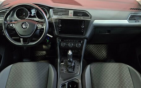 Volkswagen Tiguan II, 2019 год, 2 125 000 рублей, 9 фотография