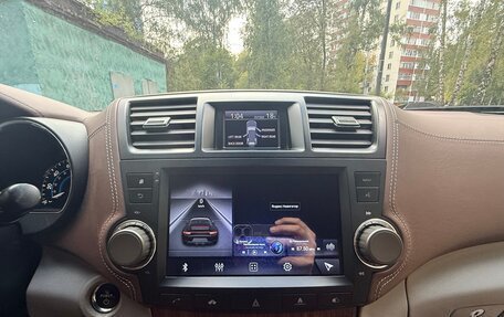 Toyota Highlander III, 2008 год, 2 600 000 рублей, 16 фотография