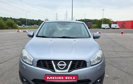 Nissan Qashqai, 2011 год, 850 000 рублей, 2 фотография