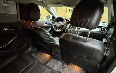 Mercedes-Benz GLA, 2015 год, 2 200 000 рублей, 13 фотография