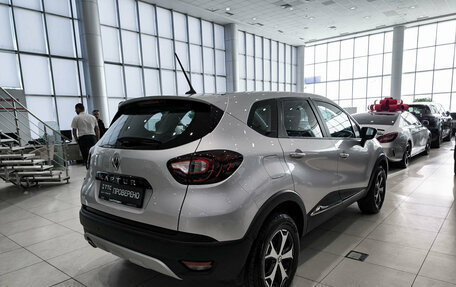 Renault Kaptur I рестайлинг, 2021 год, 1 646 000 рублей, 5 фотография