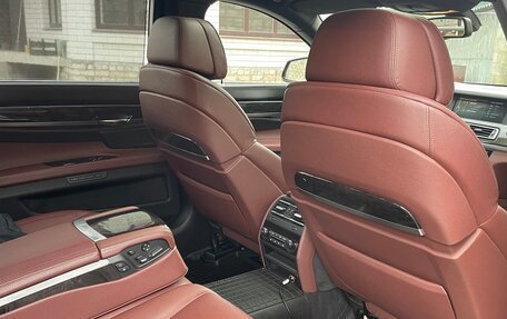 BMW 7 серия, 2011 год, 2 299 999 рублей, 14 фотография