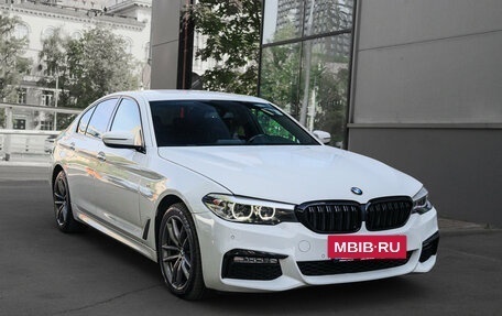 BMW 5 серия, 2018 год, 3 500 000 рублей, 3 фотография