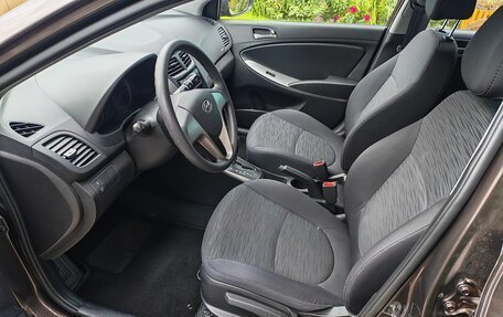 Hyundai Solaris II рестайлинг, 2016 год, 1 300 000 рублей, 6 фотография