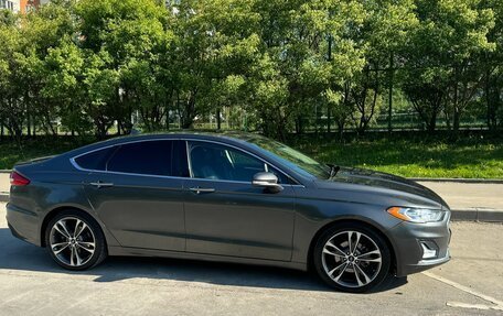 Ford Fusion (North America) II, 2019 год, 1 700 000 рублей, 26 фотография