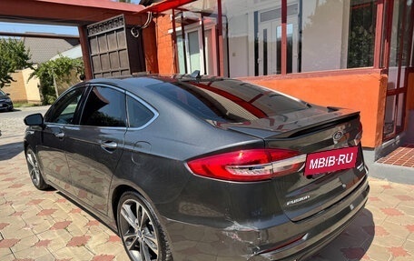 Ford Fusion (North America) II, 2019 год, 1 700 000 рублей, 32 фотография