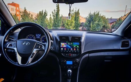Hyundai Solaris II рестайлинг, 2012 год, 700 000 рублей, 6 фотография