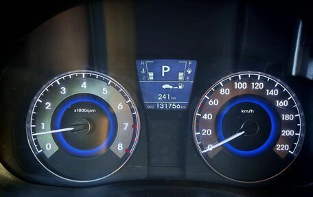 Hyundai Solaris II рестайлинг, 2012 год, 700 000 рублей, 7 фотография