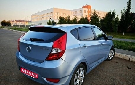 Hyundai Solaris II рестайлинг, 2012 год, 700 000 рублей, 4 фотография