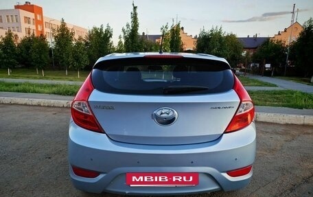 Hyundai Solaris II рестайлинг, 2012 год, 700 000 рублей, 3 фотография