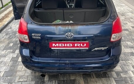 Toyota Matrix, 2004 год, 497 000 рублей, 17 фотография