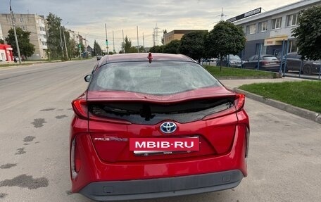 Toyota Prius IV XW50, 2020 год, 2 130 000 рублей, 3 фотография