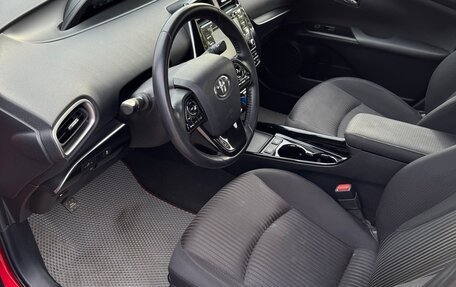 Toyota Prius IV XW50, 2020 год, 2 130 000 рублей, 9 фотография