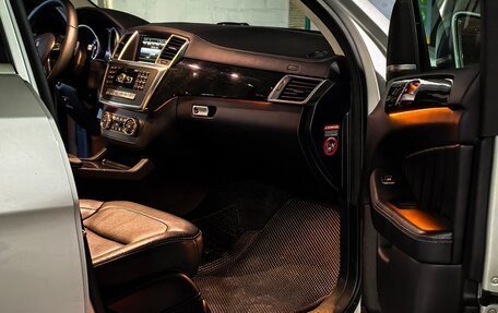 Mercedes-Benz GL-Класс, 2015 год, 2 970 000 рублей, 3 фотография