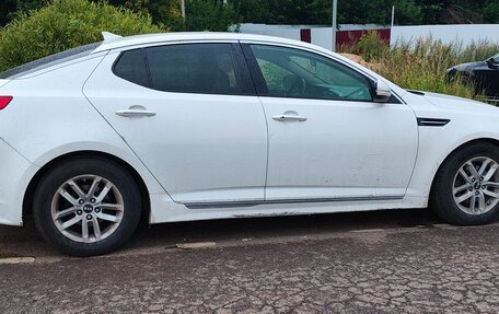 KIA Optima III, 2012 год, 850 000 рублей, 6 фотография