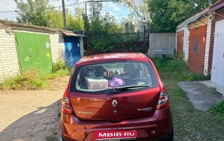 Renault Sandero I, 2010 год, 420 000 рублей, 3 фотография