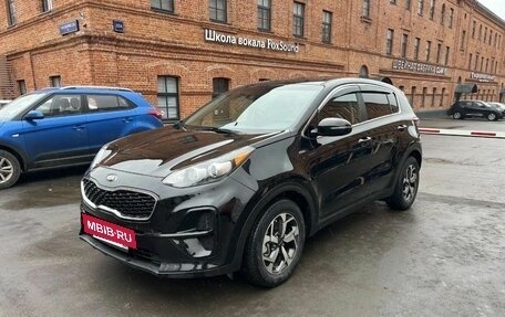 KIA Sportage IV рестайлинг, 2021 год, 2 350 000 рублей, 2 фотография