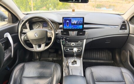 Renault Latitude I, 2013 год, 1 100 000 рублей, 13 фотография